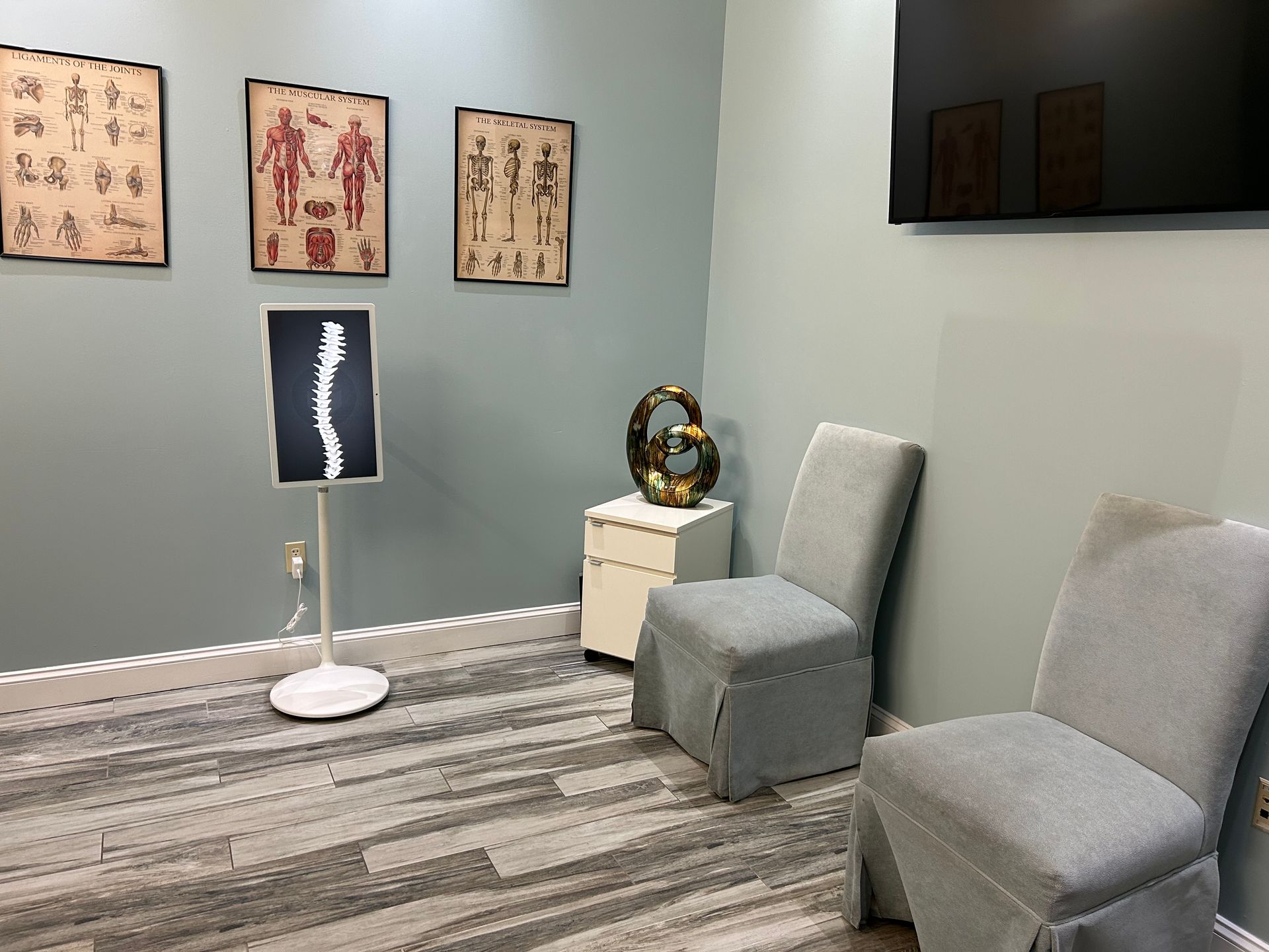 Doctor consulting with patient
