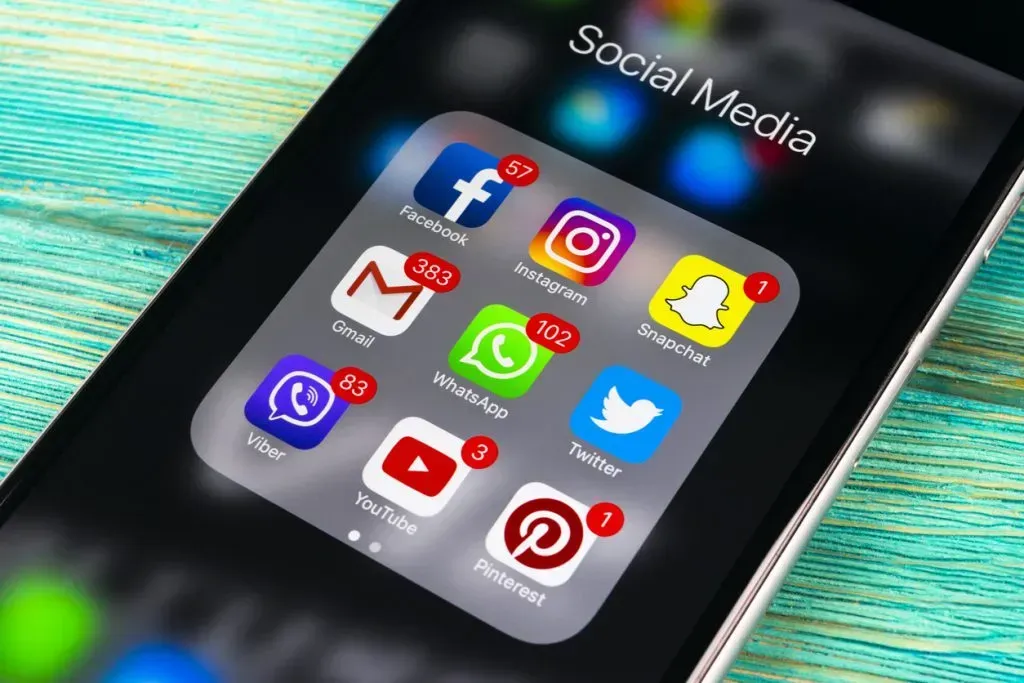 smartphone apps with notifications