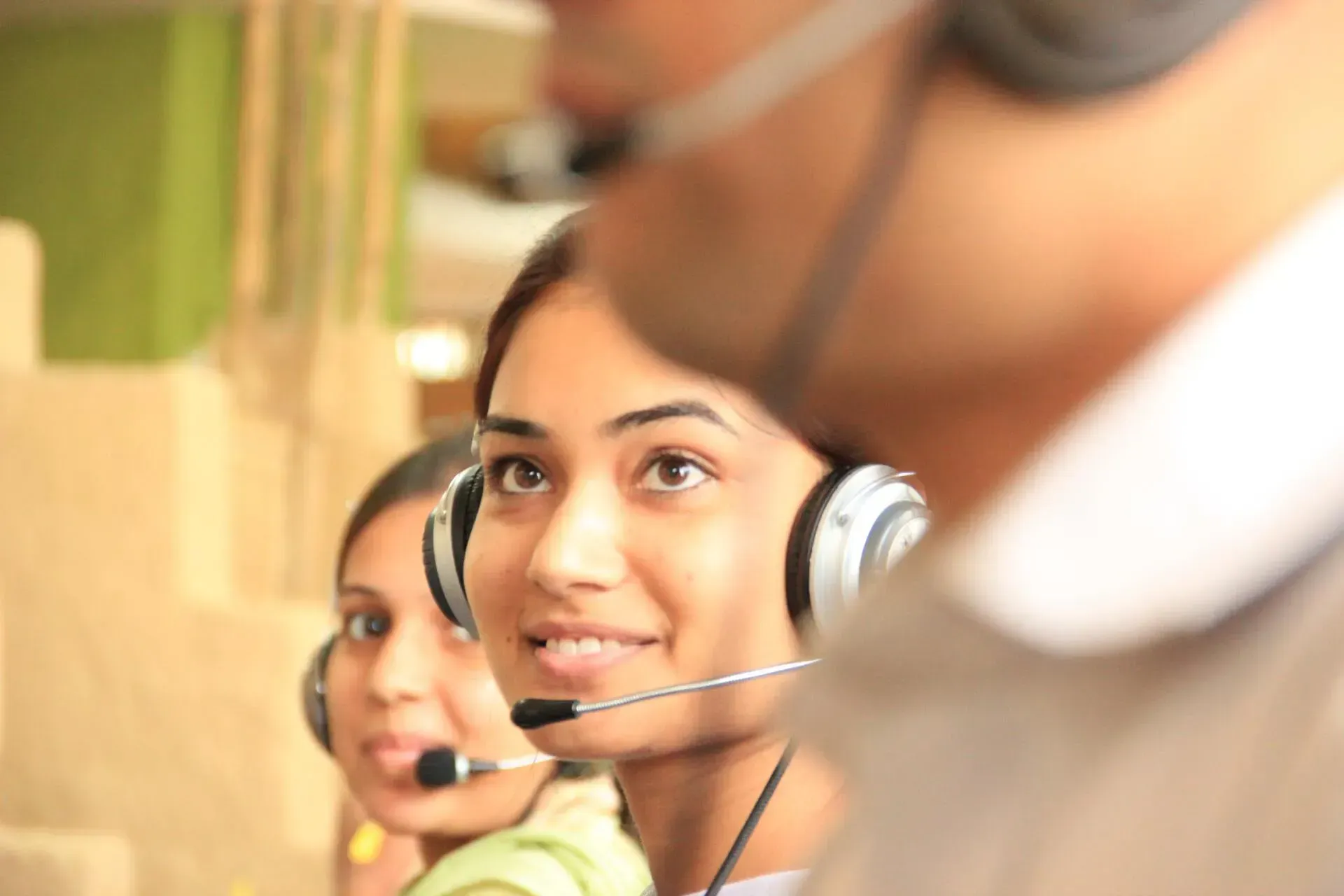 a female call centre agent