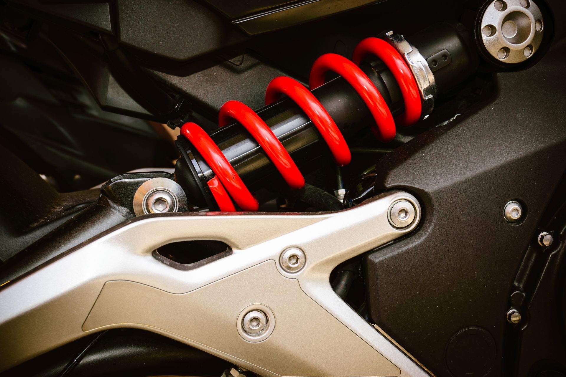 Shock And Strut Services - Akron, OH - DC Auto Body