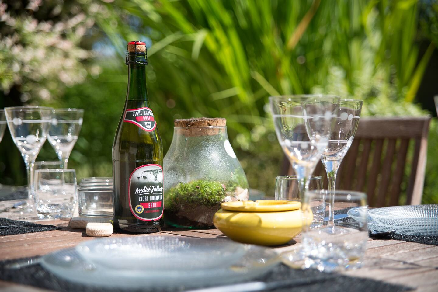 Table à manger à l'extérieur
