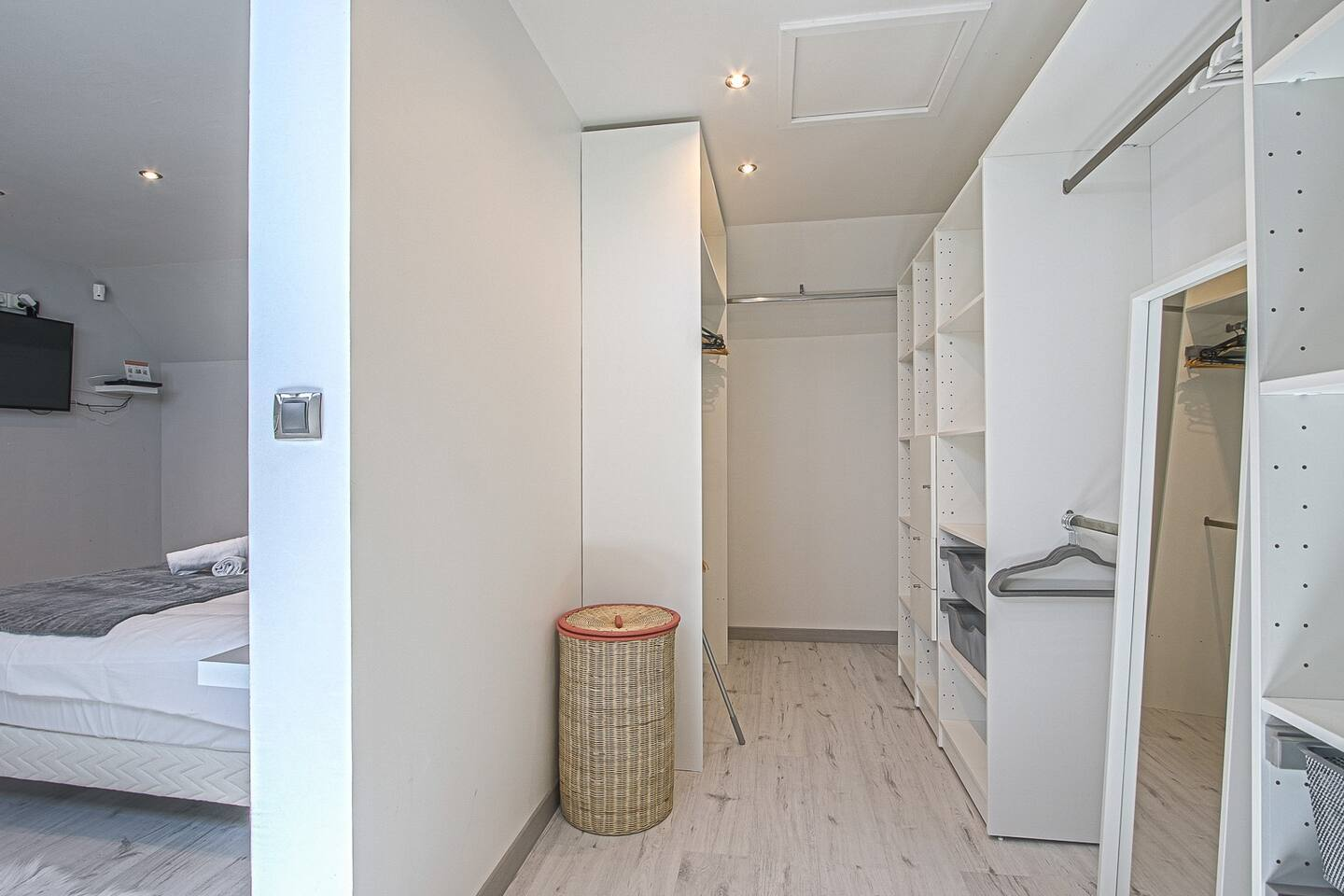 Chambre lit double et dressing