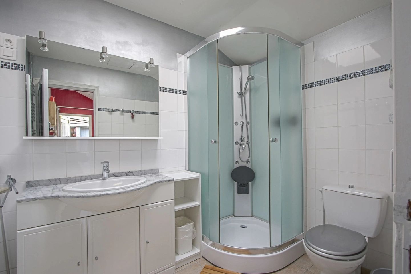 Photo de l'intérieur de la maison du pêcheur à Etretat 