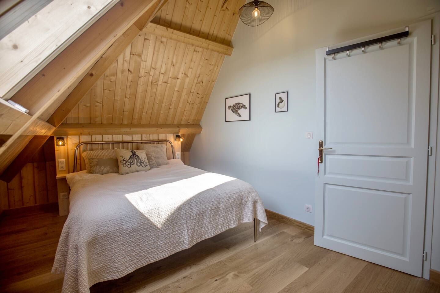 Intérieur d'une autre chambre du gite du domaine de la valaine à Etretat