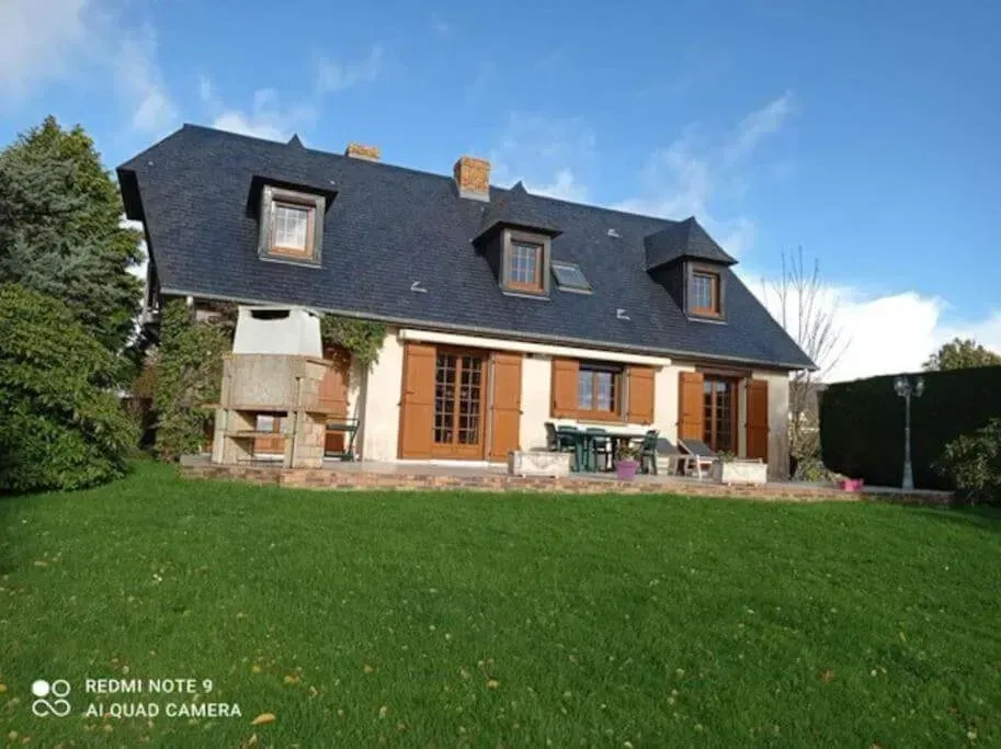Maison gite vue de l'extérieur à Octeville Sur Mer proche d'Etretat