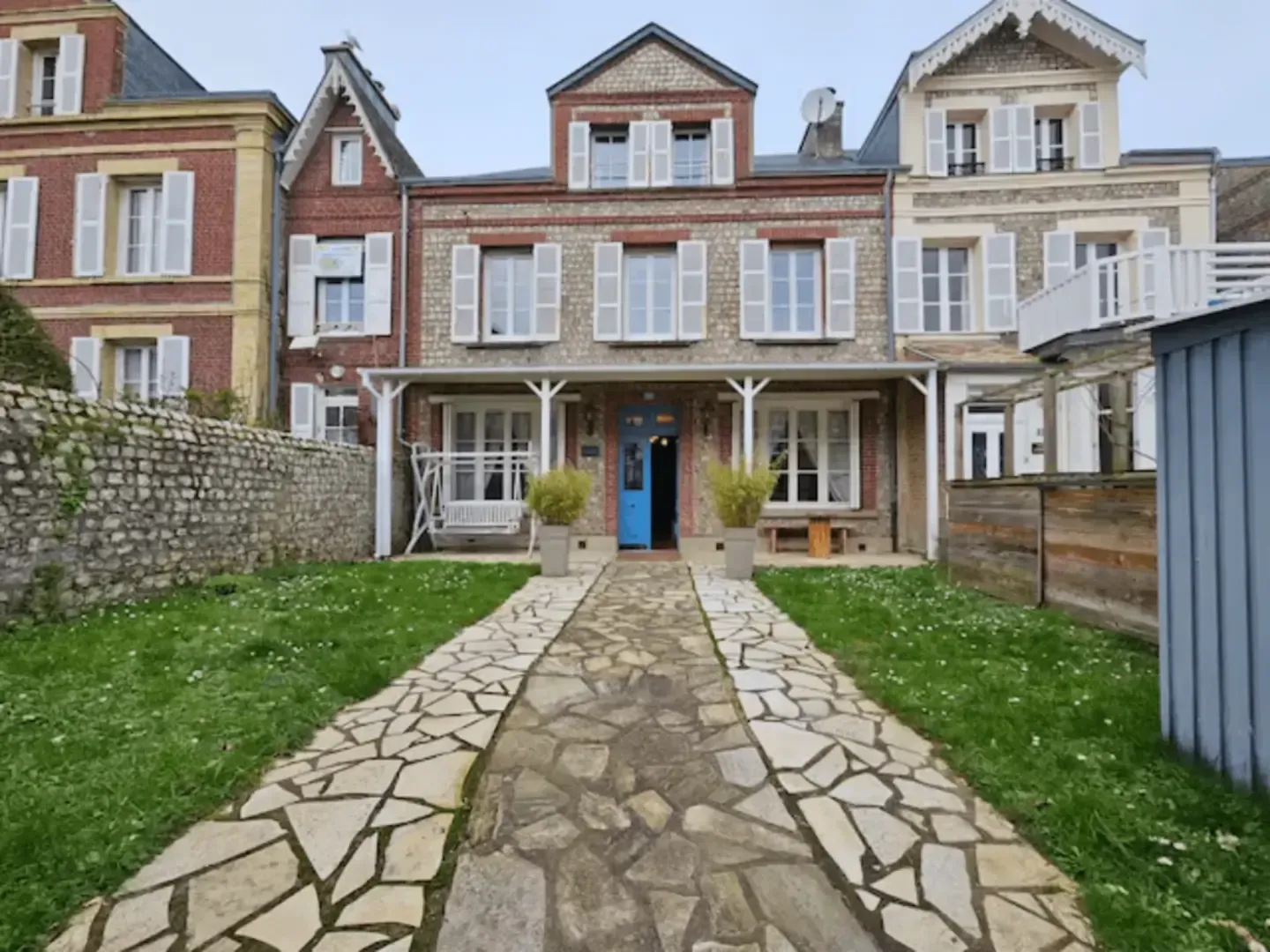 Image de la salle à manger du gite Petit Soleil Du Matin à Etretat
