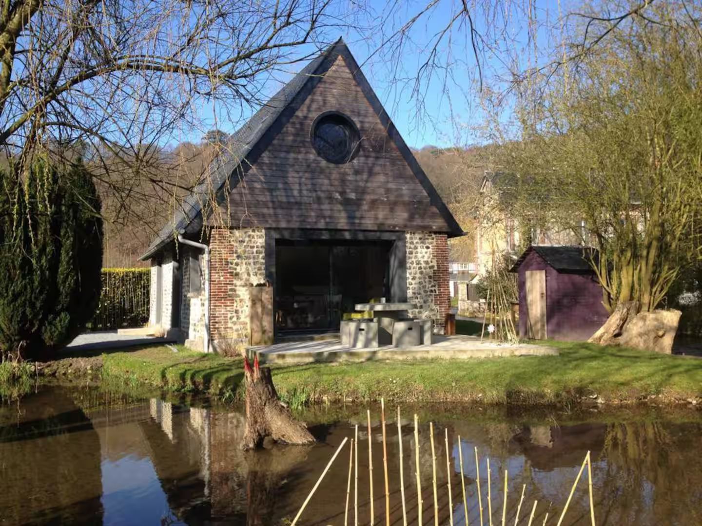 Gite en bord de rivière