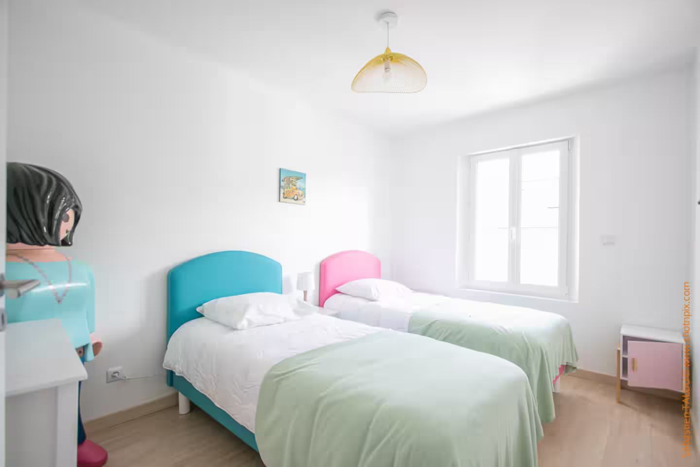 Chambre avec 2 lits simples