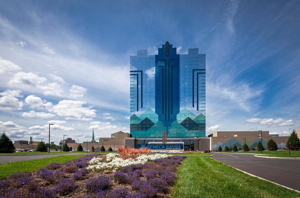 Seneca Niagara Casino Bus Trip by New Wave Limousine and ROLLER COACH & TOURS, Inc.