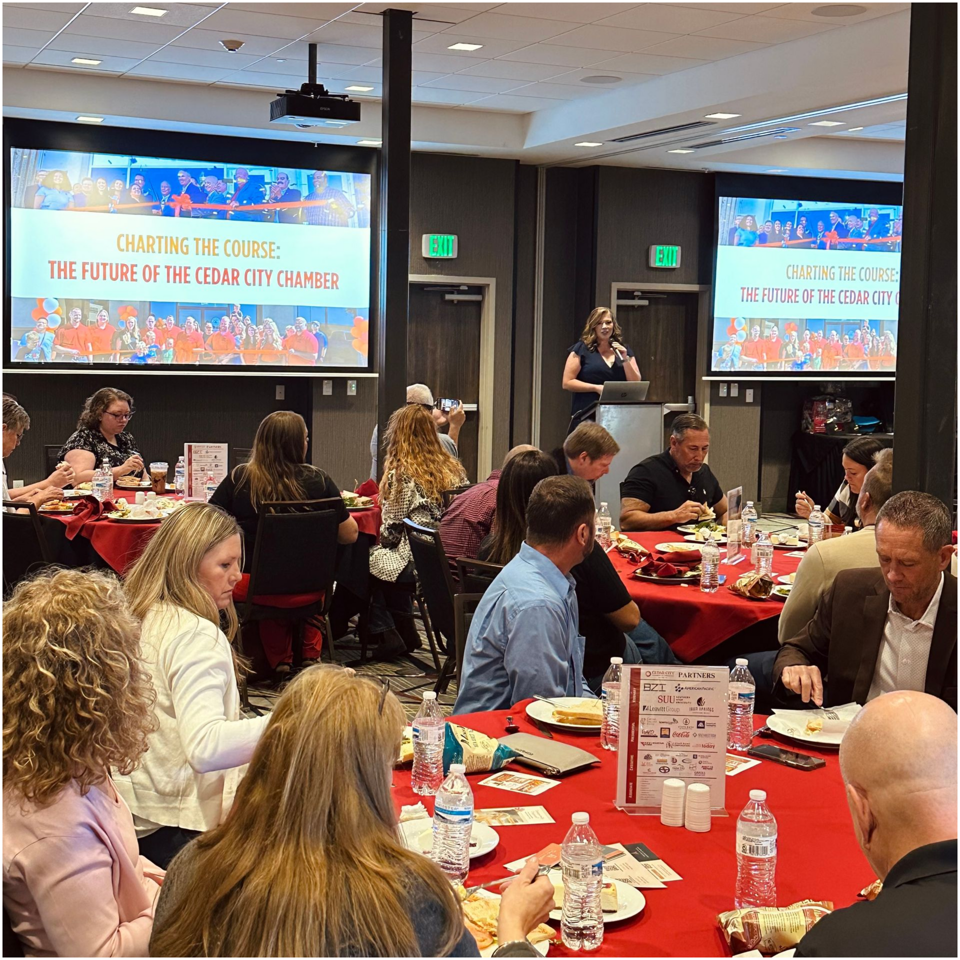 photo of a chamber member luncheon