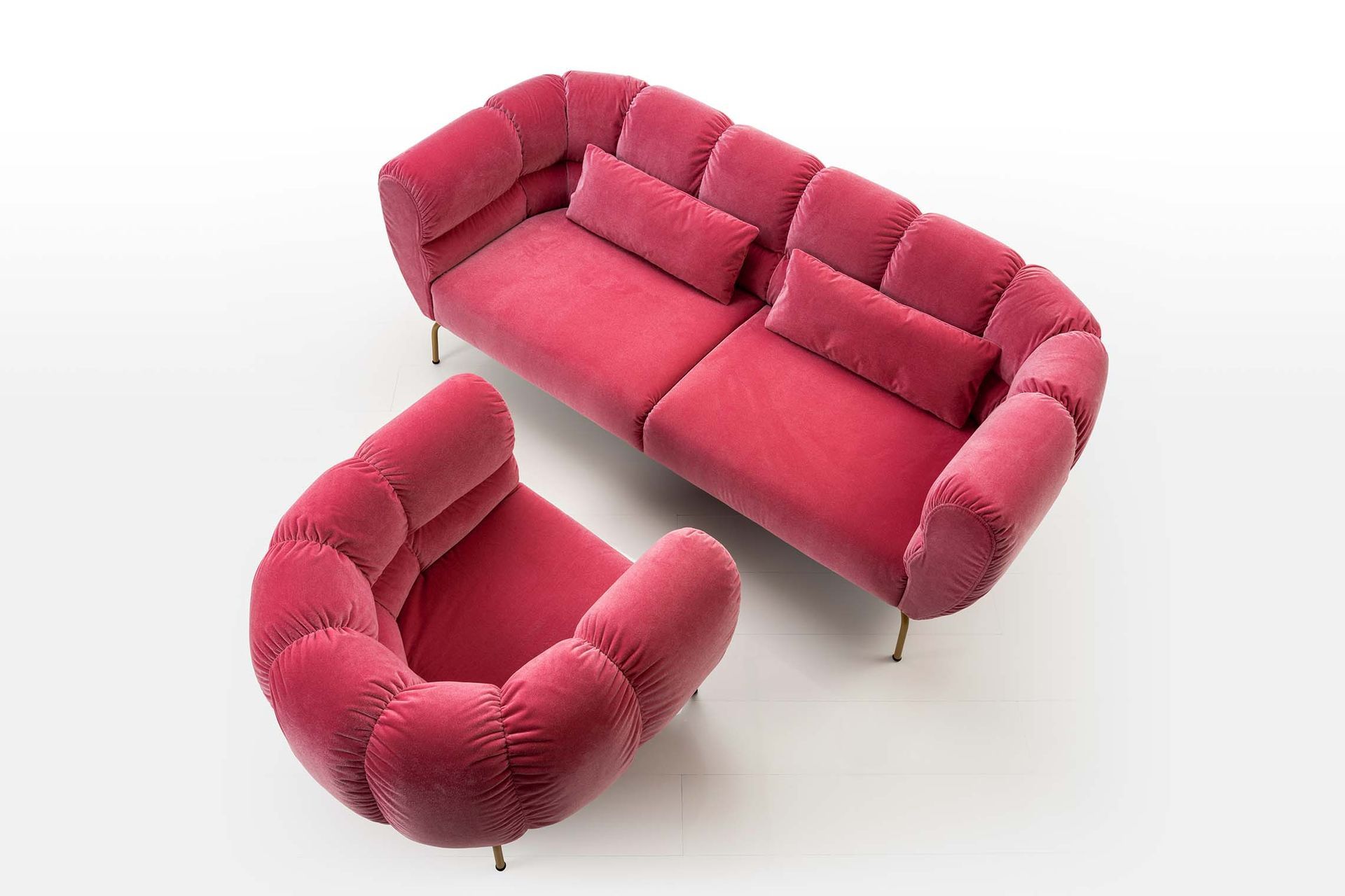 Brühl Möbel magnolia Sofas und Einzelsessel bei Möbel Galerie Neuhauser in 2201 Gerasdorf bei Wien