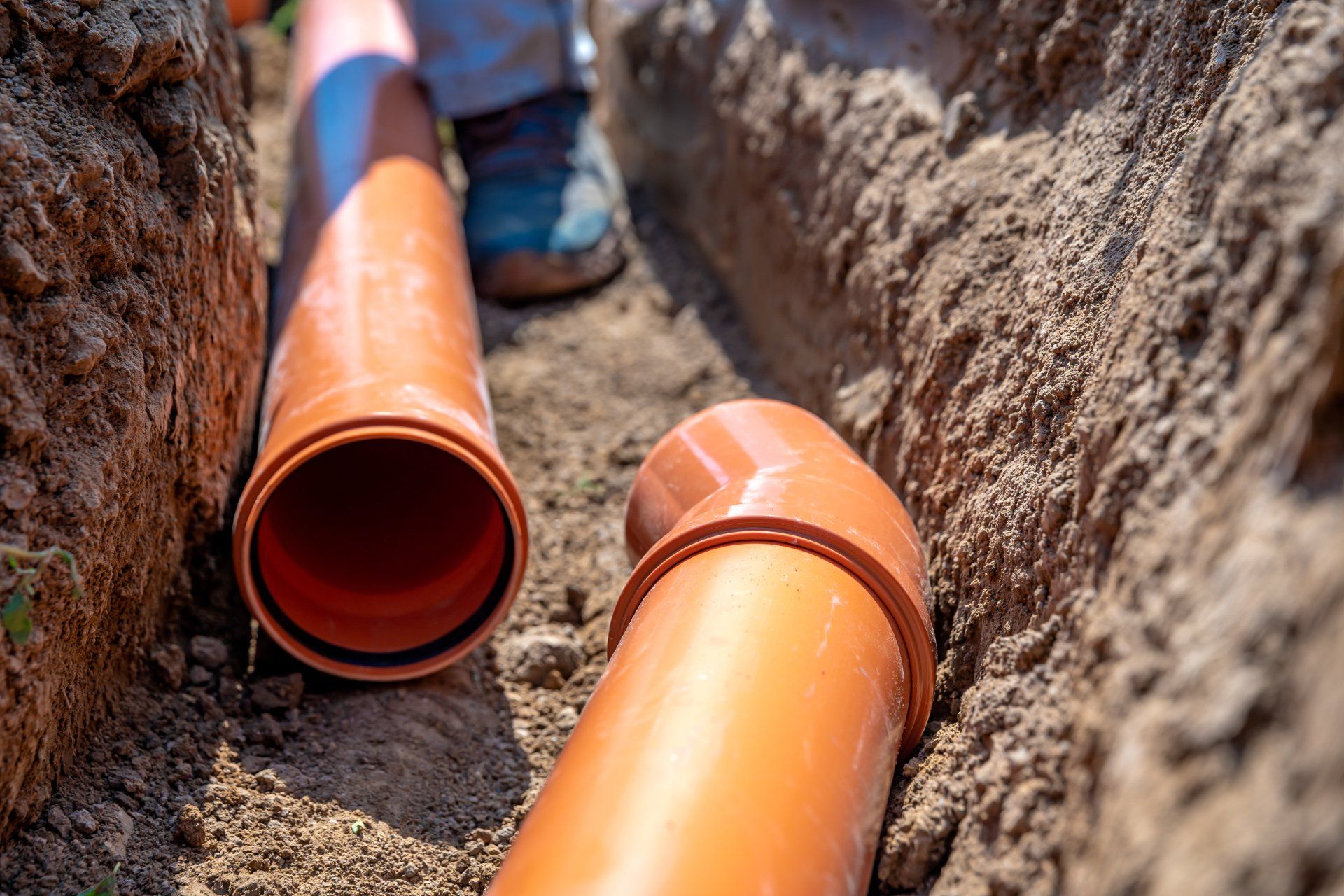 Laying drainage pipes into the ground - Sanford MI