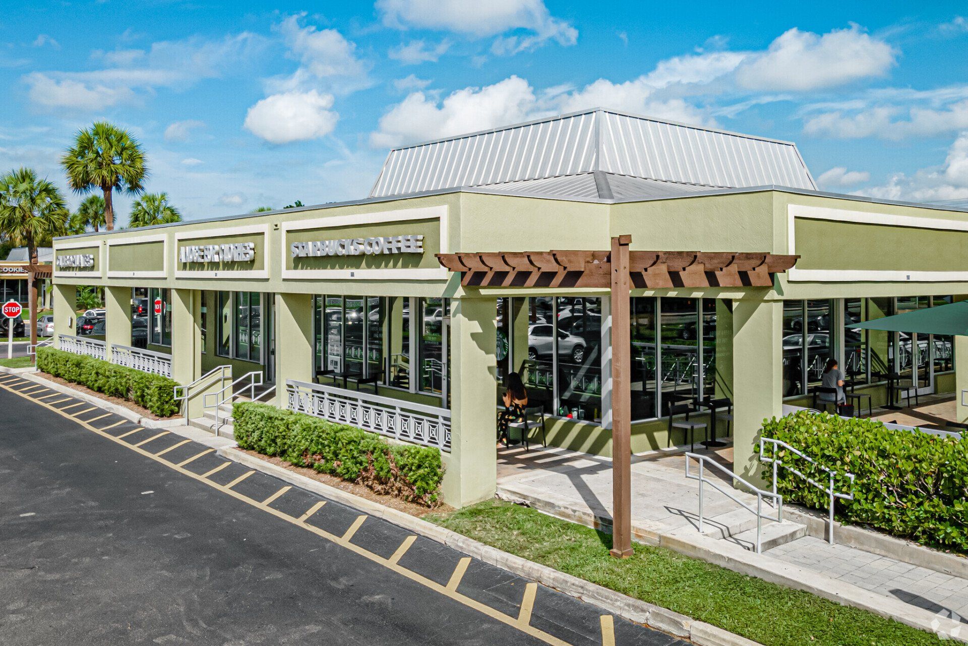 Park Sheridan Plaza Coffee Shop
