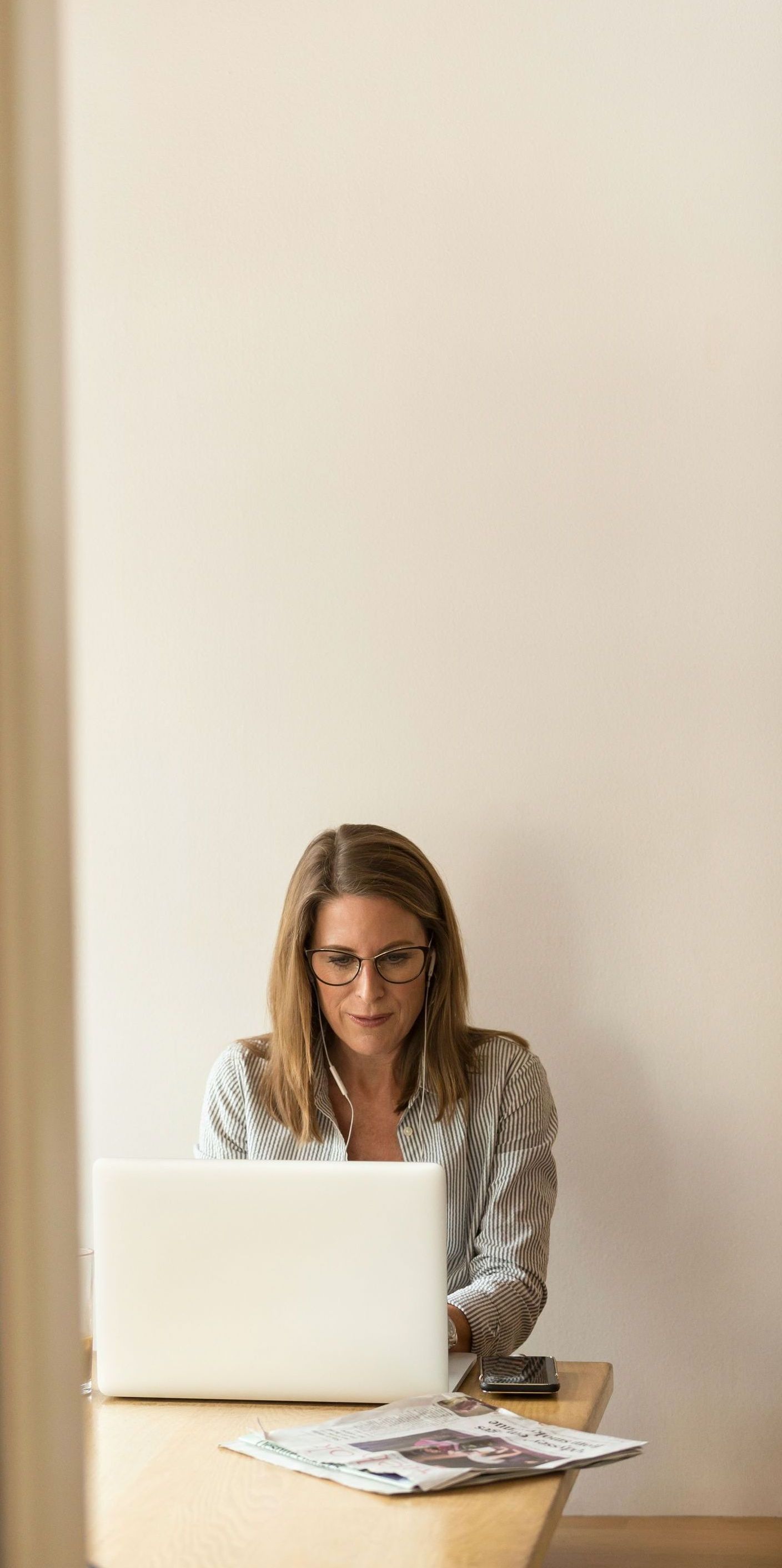 woman working on computer