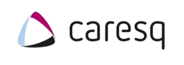 Het Caresq-logo met een gestileerd driehoekig pictogram in blauw, roze en wit naast het woordmerk.