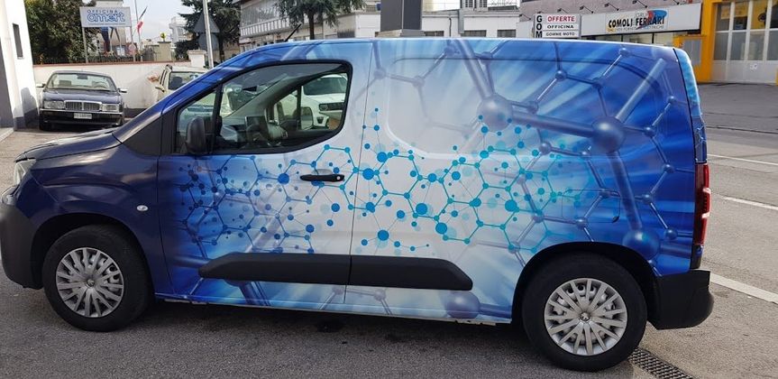 Furgone per pulizia interni ed esterni auto a Prato