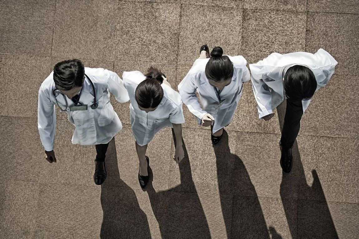 Un'equipe di medici ginecologi