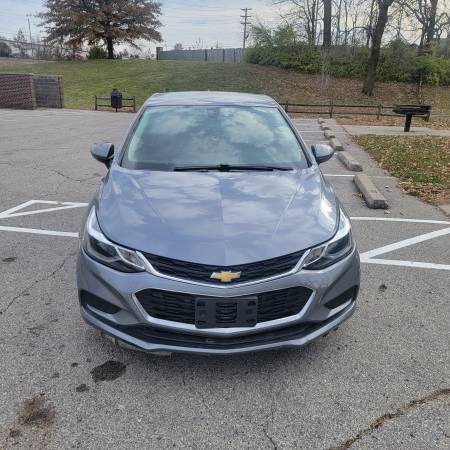 2018 CHEVTOLET CRUSE LT - image 4