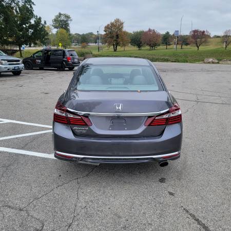 2017 HONDA ACCORD LX - image 3