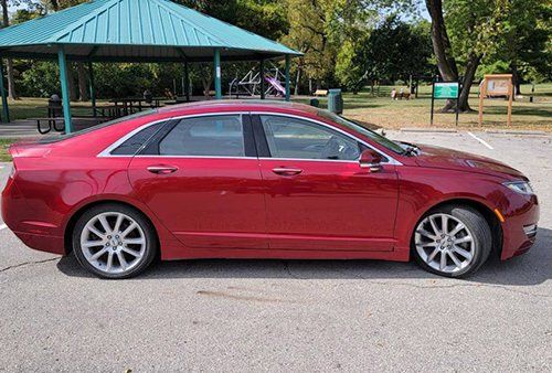 2017 LINCOLN MKZ - image 4
