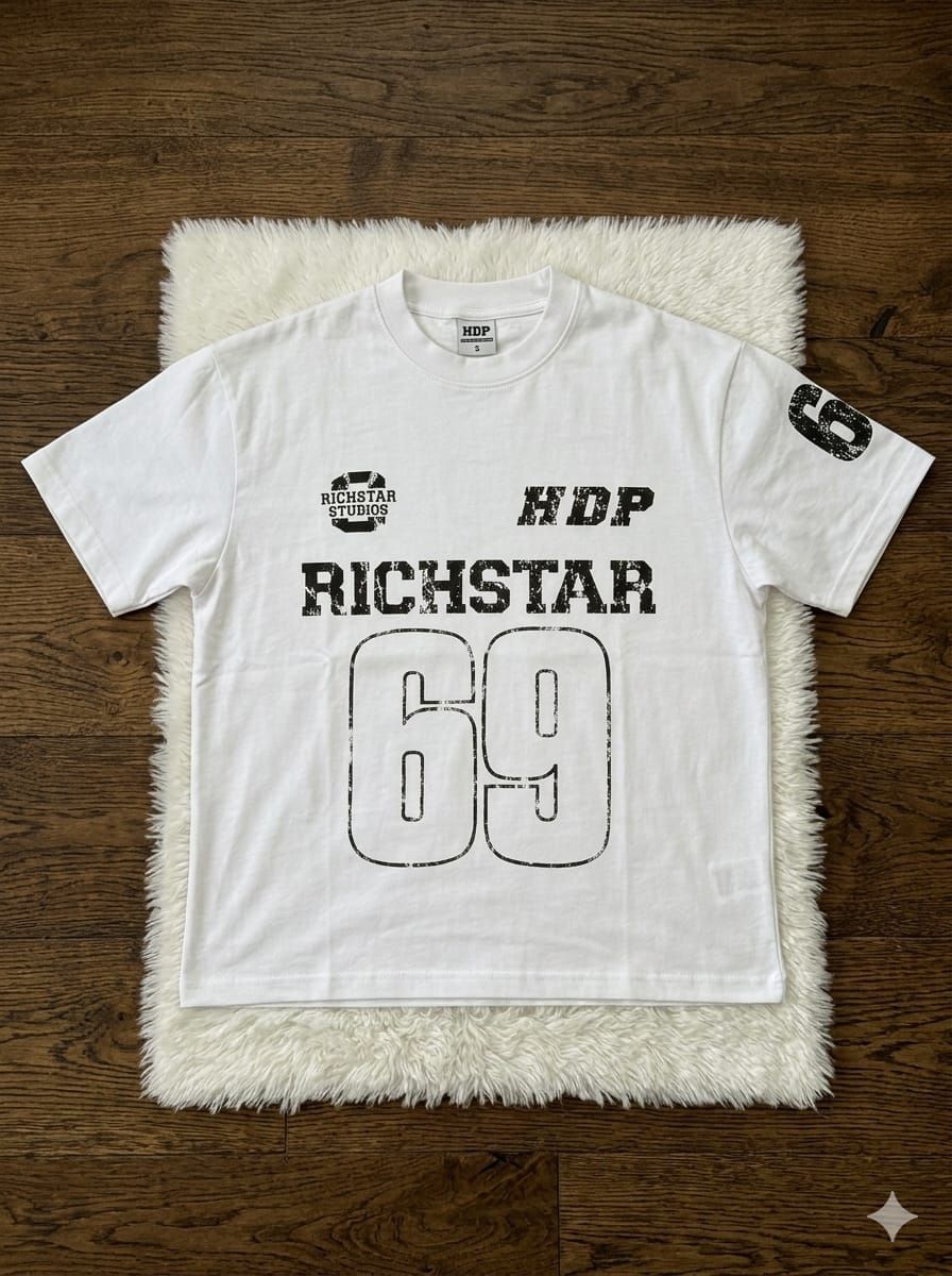 REMERA OVERSIZE BLANCA RISCHTAR 69 URBANA STREETWEAR