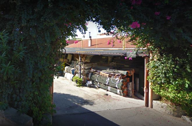 Magazzino di articoli per l'edilizia