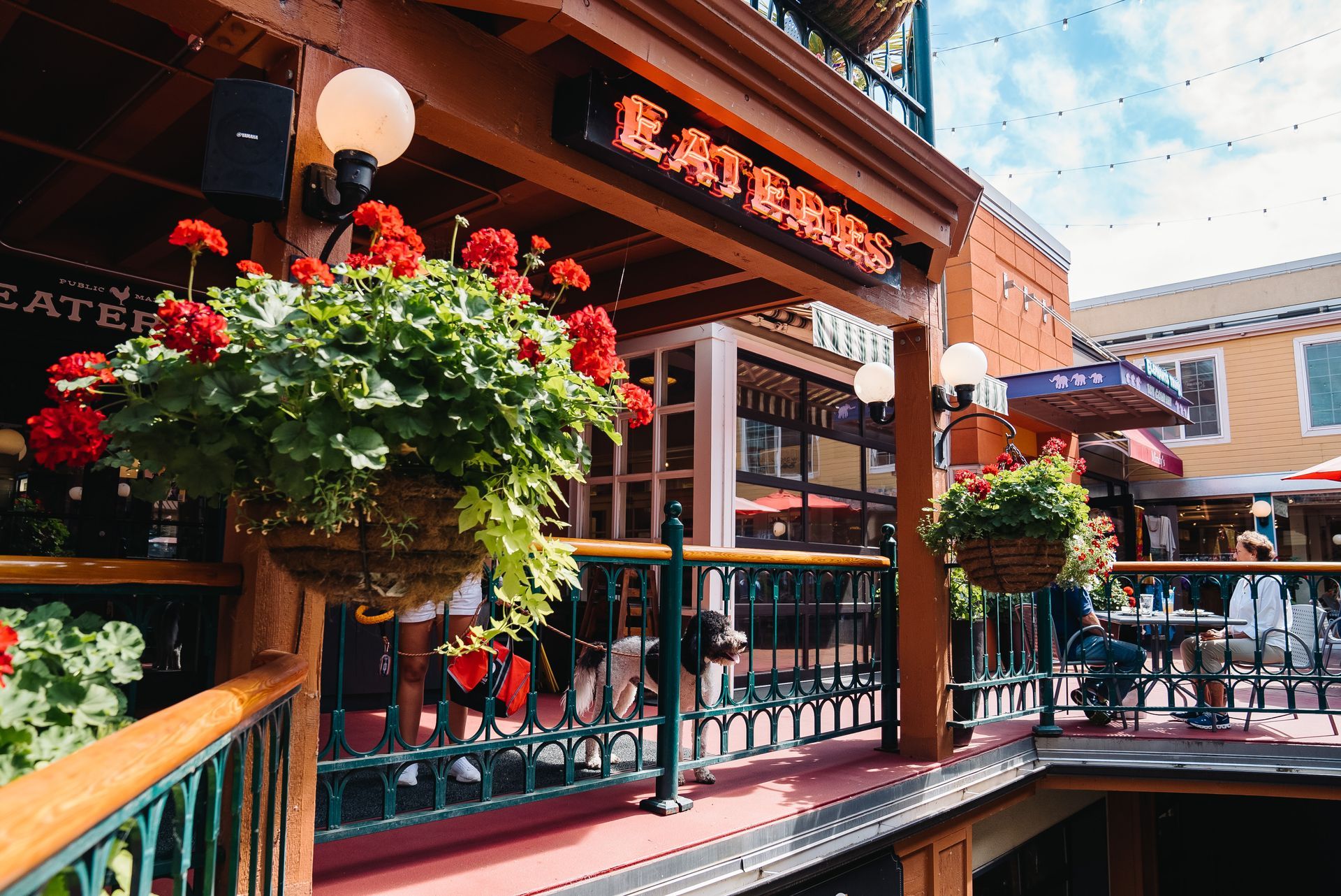 exterior photo of restaurant