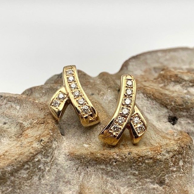 earring