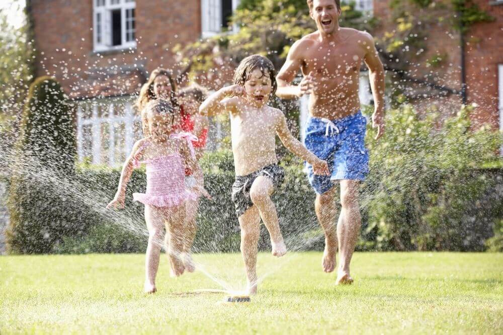 Ways to Incorporate Your Trees Into Your Family&rsquo;s Summer Fun