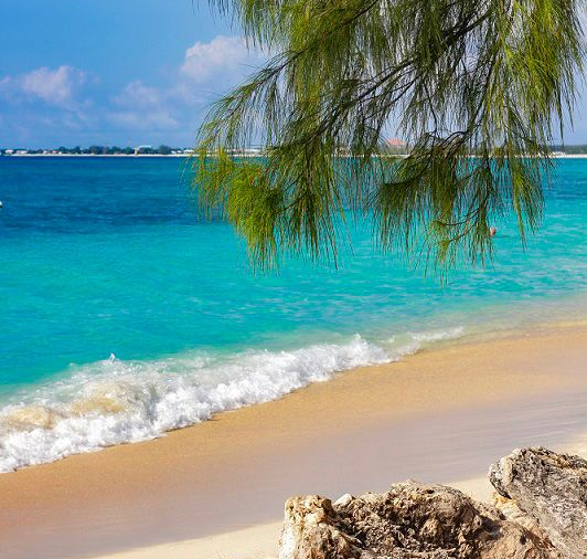 Pool of one of the properties being sold by THPM - Real Estate agent in Cayman Islands