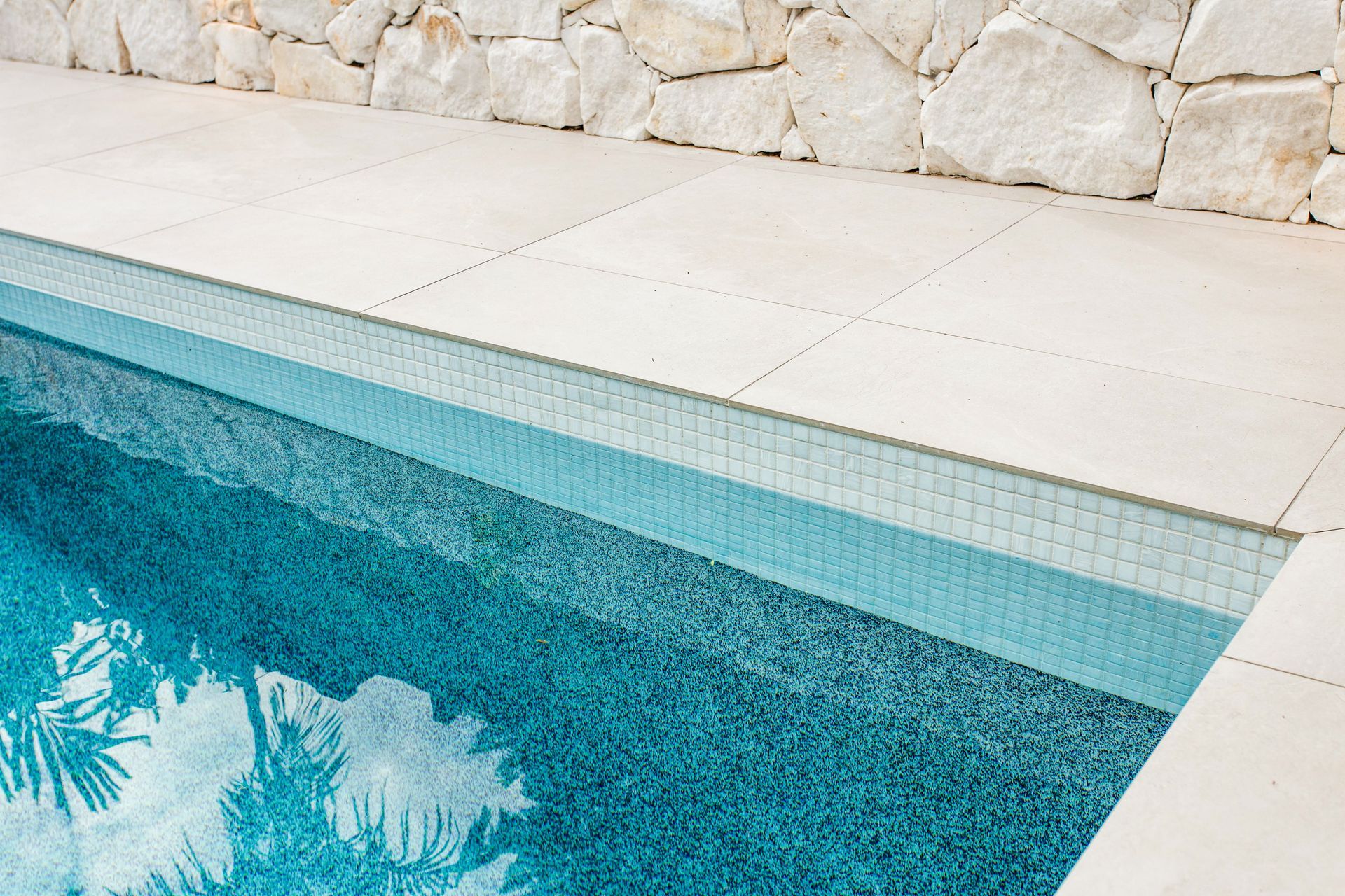 modern swimming pool tiling