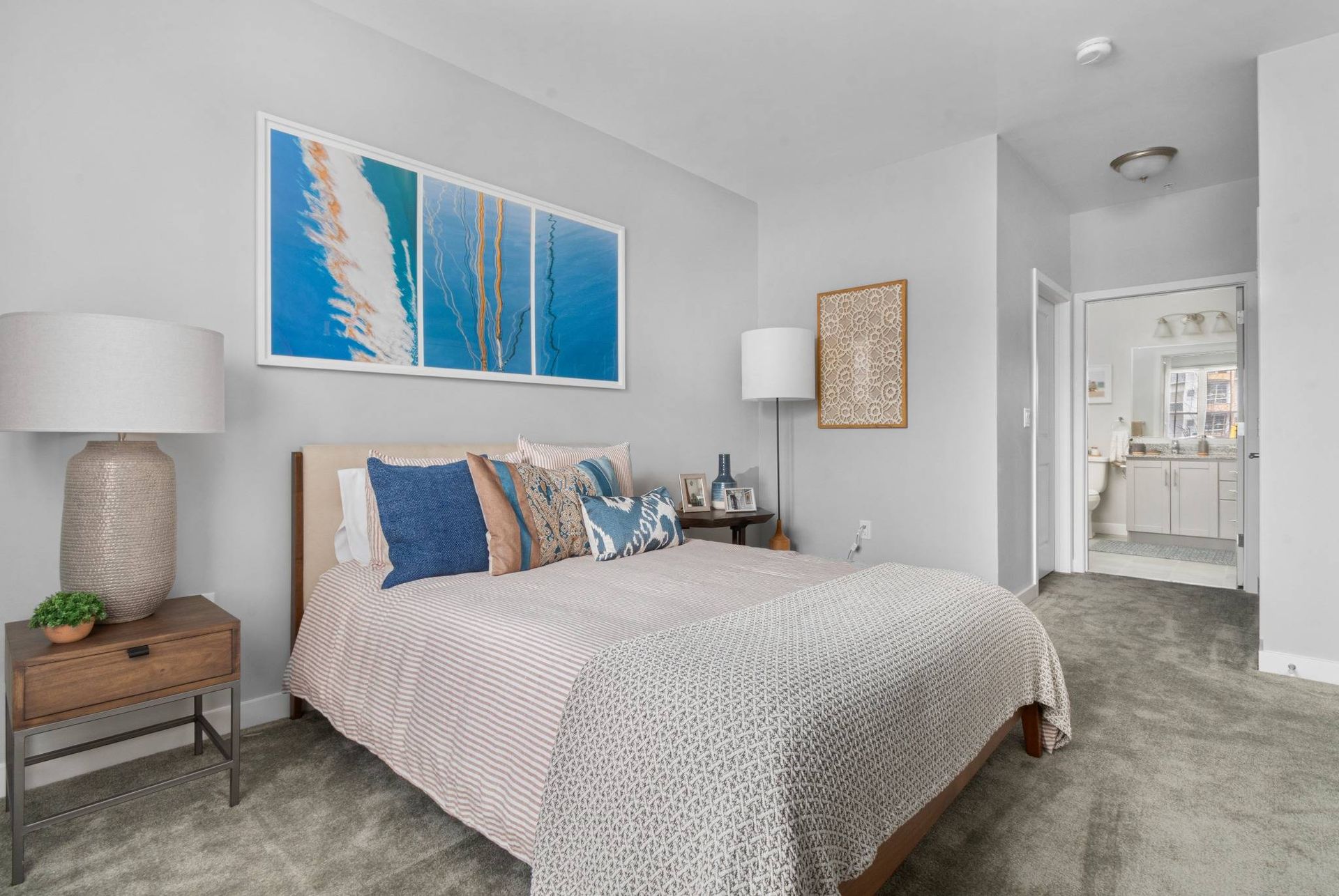 Spacious Bedroom | Traders Row