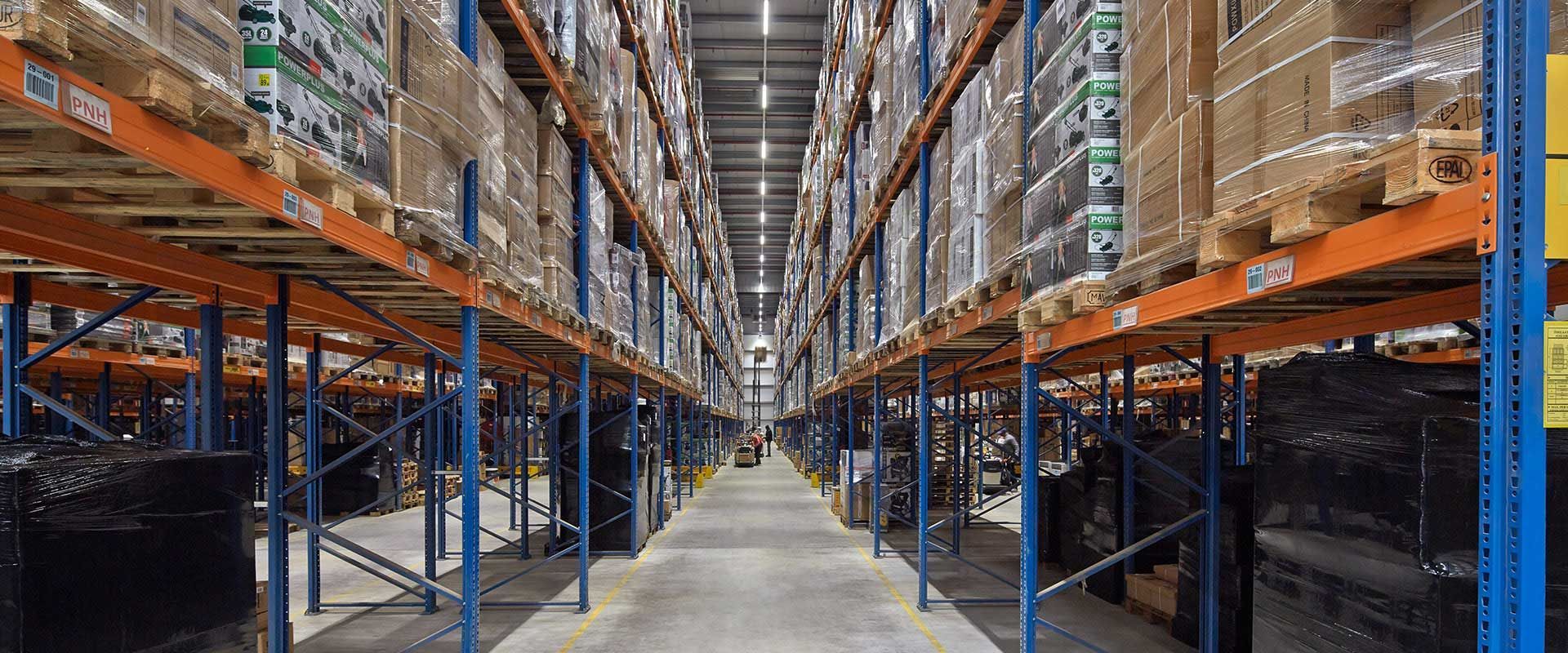 Impianti ELETTRICI civili e industriali