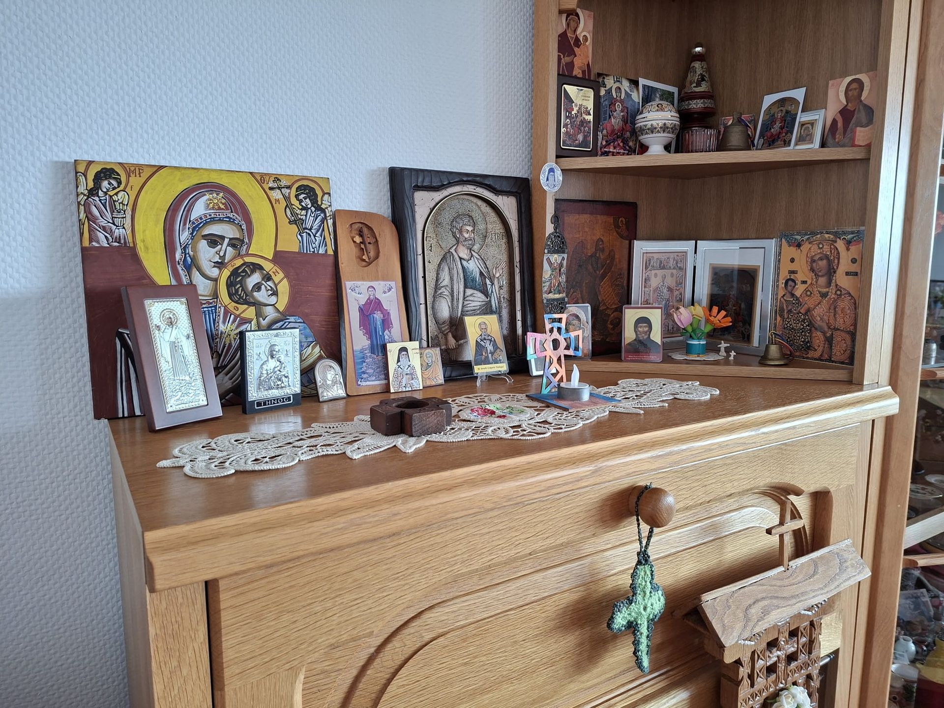 Fotografie cu iconostas