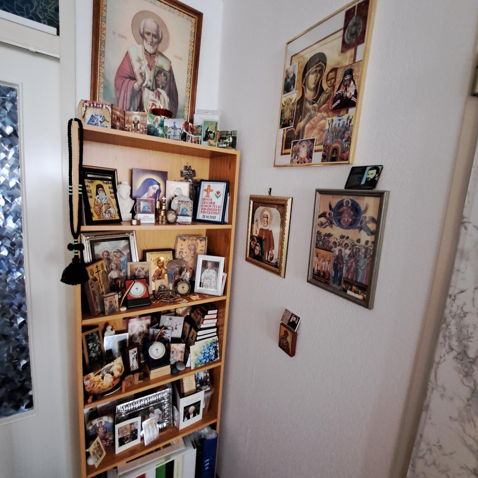 Fotografie cu iconostas