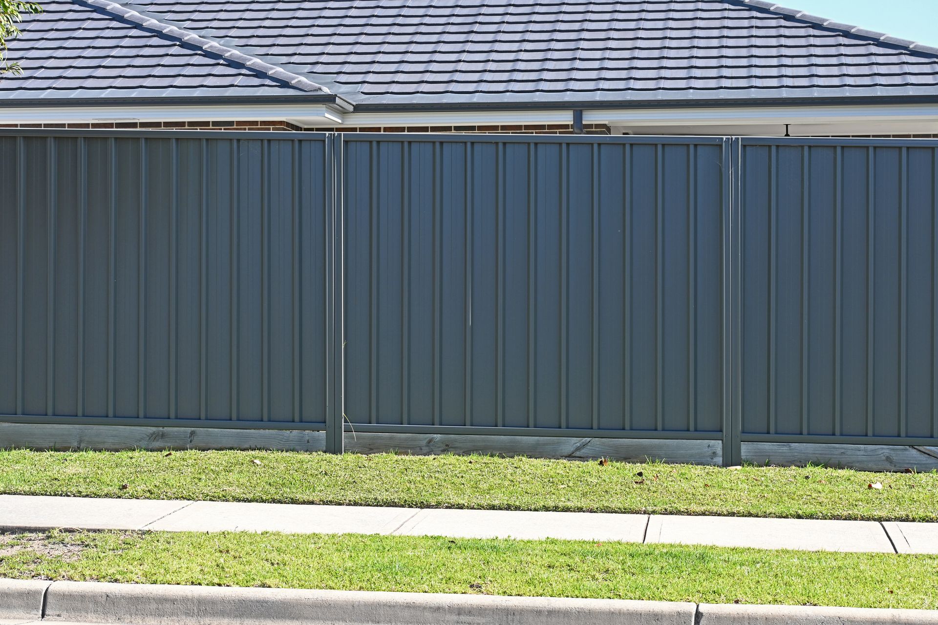 Colorbond Fences | Maitland, NSW | DL Fencing