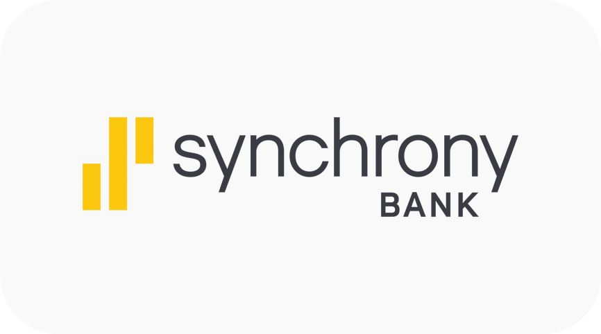 El logotipo del banco Synchrony es amarillo y negro sobre un fondo blanco.