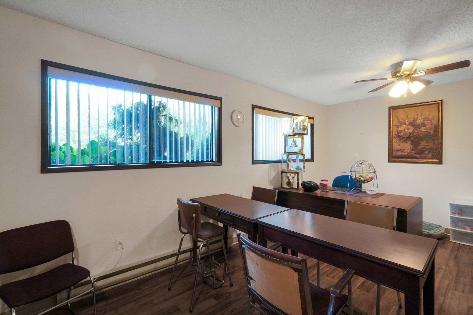 One & Two Bedroom Rental Suites 3205 Wetherby Rd Victoria