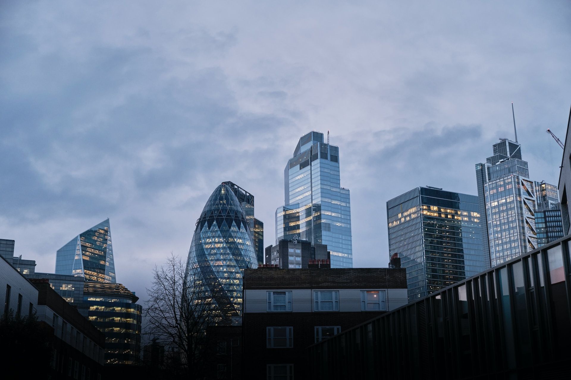 The Tech Behind Low-Energy Commercial Projects: The 5 Key Benefits