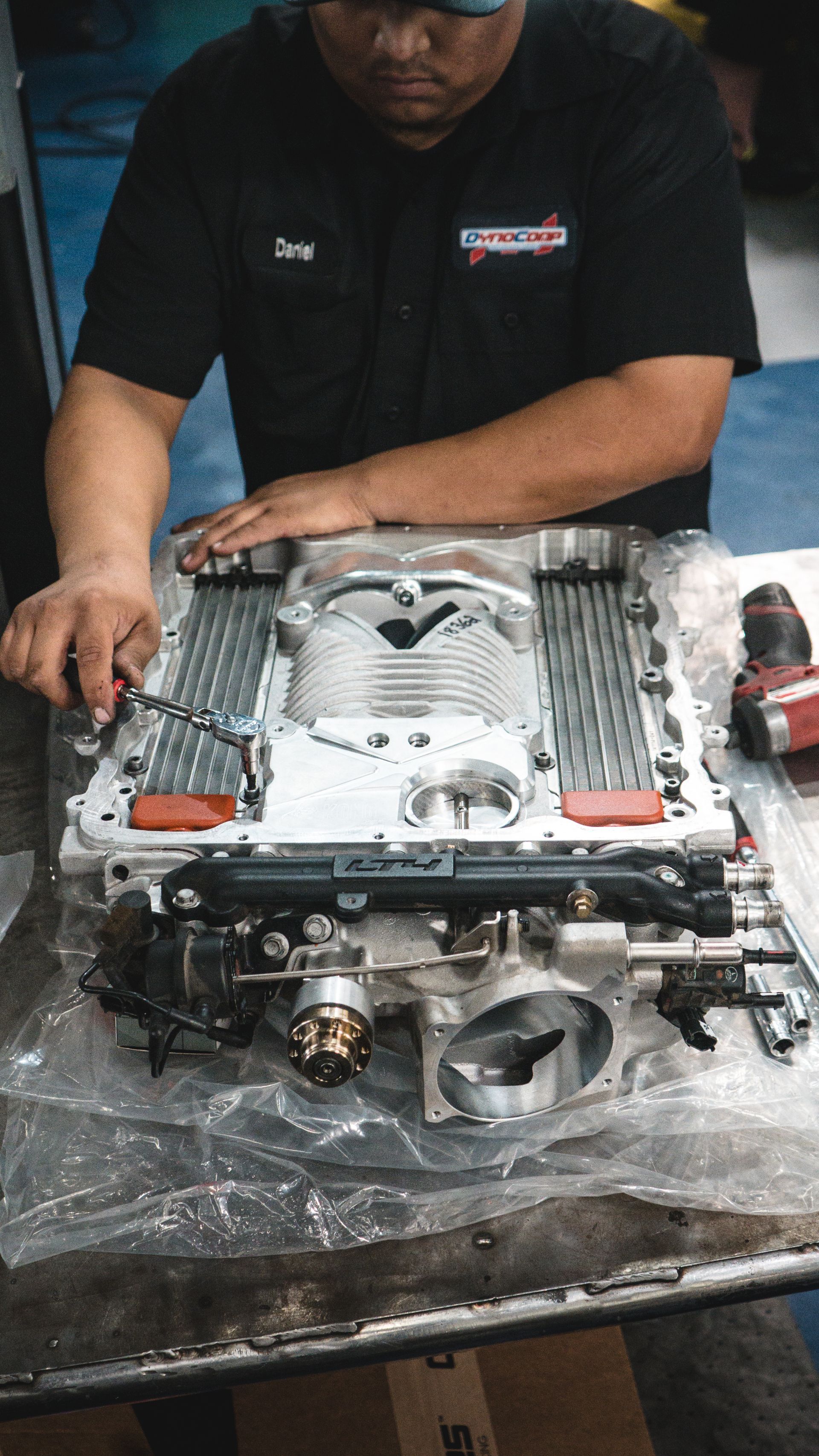 Repairing Engine in Scottsdale, AZ | Dyno-Comp