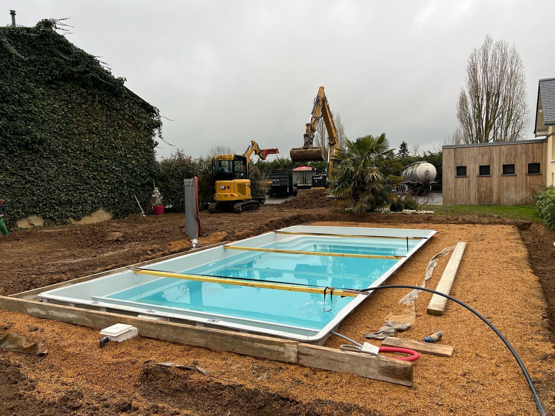 Terrassement piscine evreux