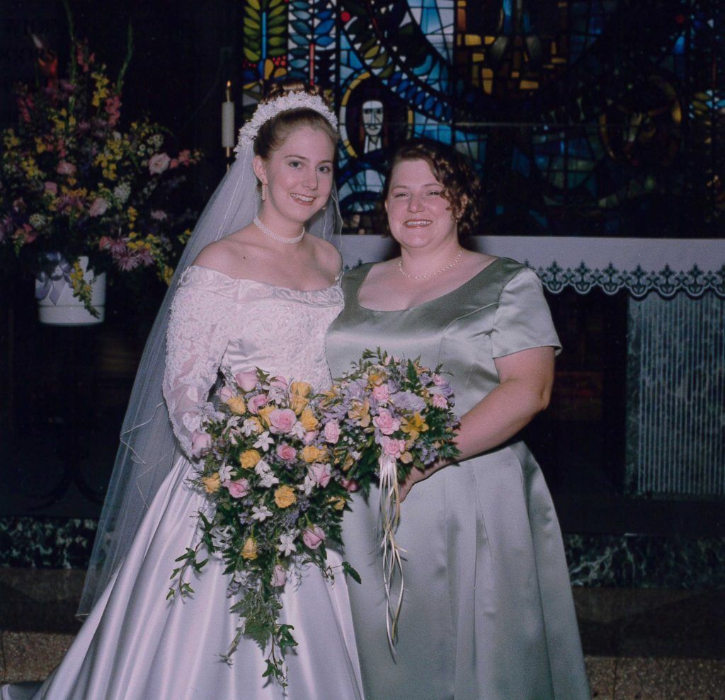 T1D sisters Katie and Elizabeth as a bride and maid of honor