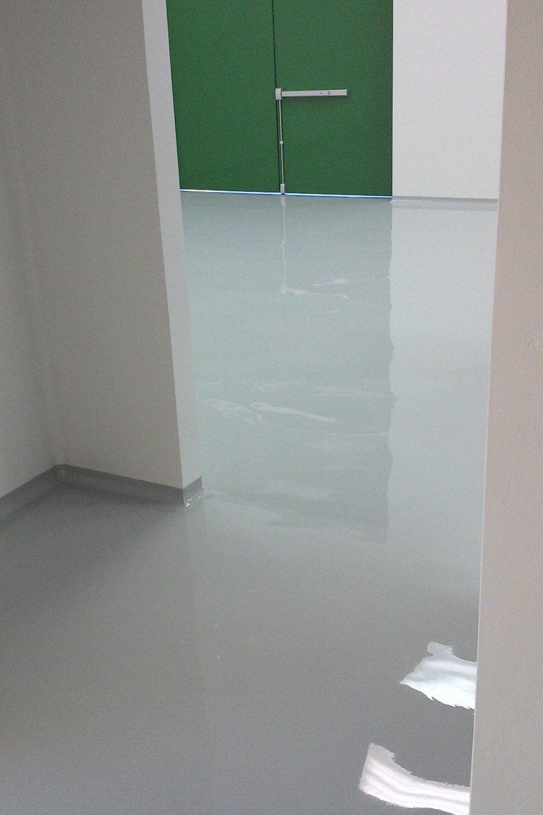 SOLUTEC