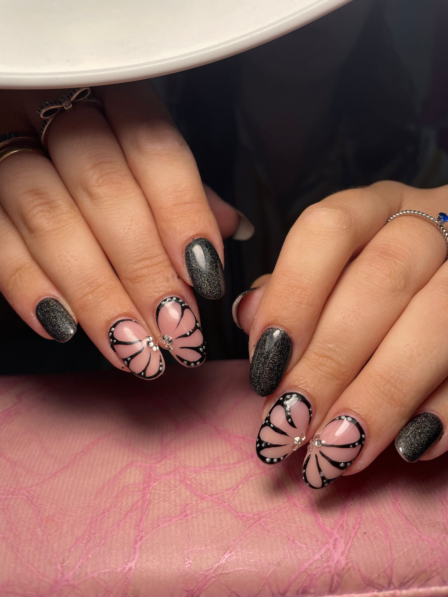 nail art farfalla