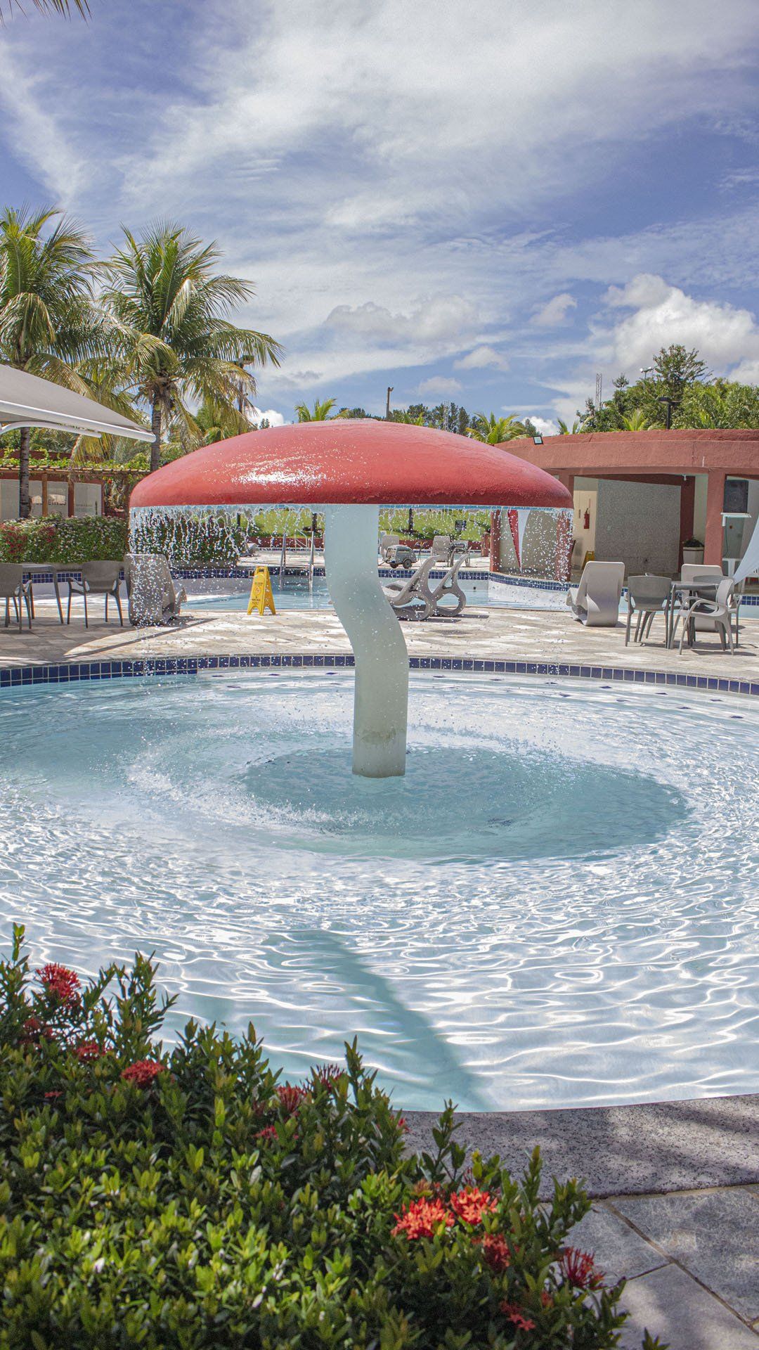 Piscina do hotel