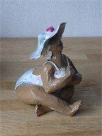 Dikke Dame in Badpak - Keramiek Kunstwerk