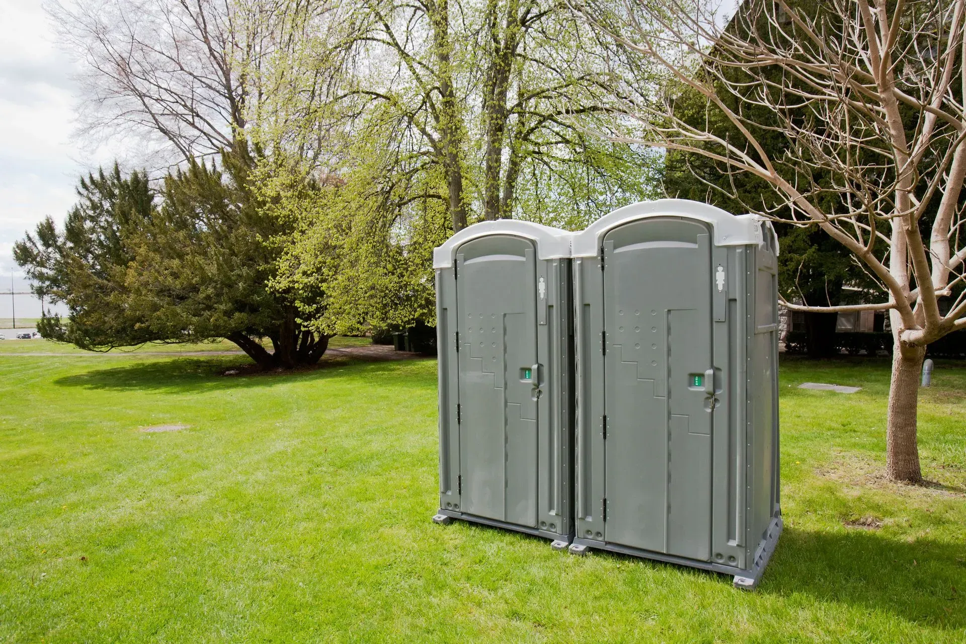 Rental Portable Toilet For Your Party