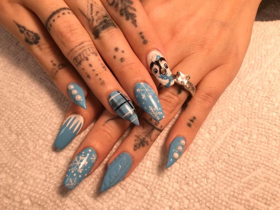 Leon Nails