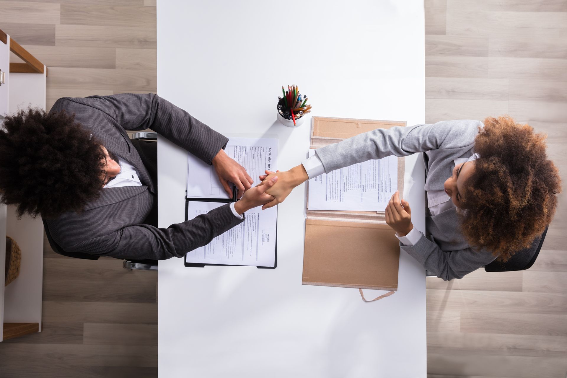 Male Shaking Hands with Female | Bowral, NSW | KQ Lawyers