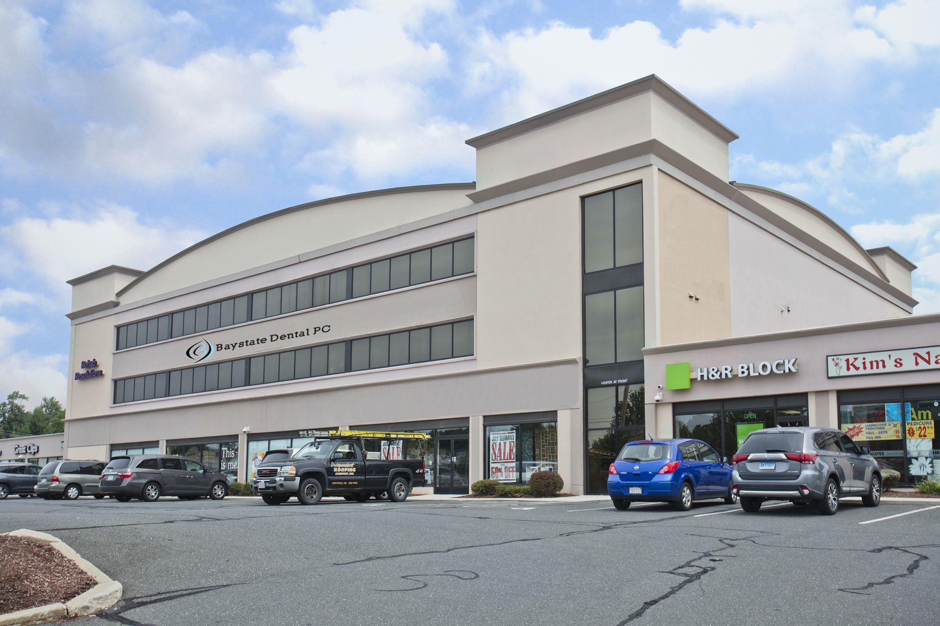 Holyoke Mall Crossing office space